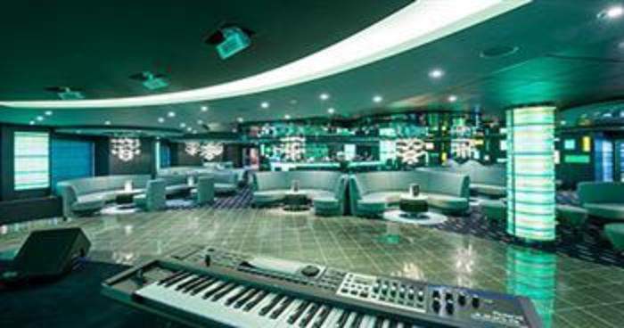 MSC Cruises Fantasia Class Preziosa green sax.jpg